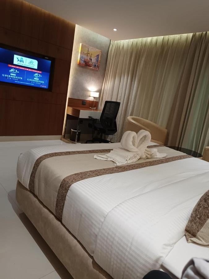 Royal Plaza Suites Mangalore Exterior foto